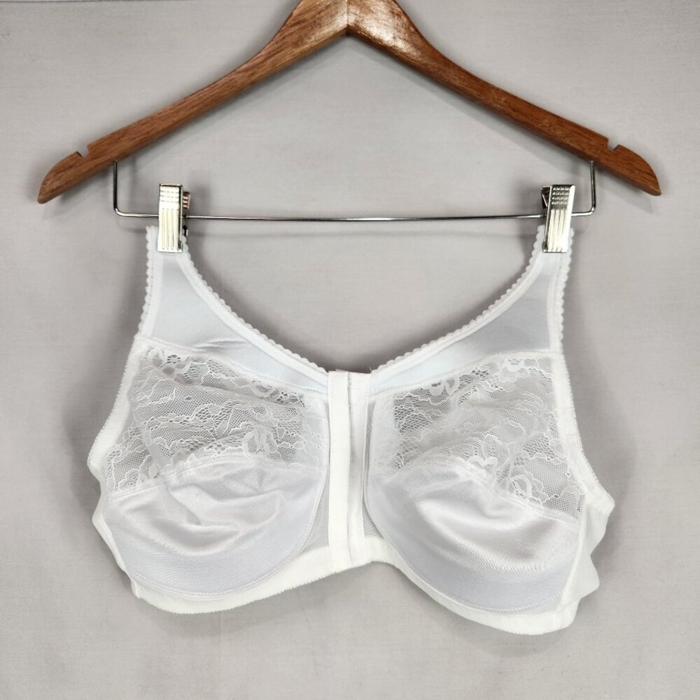 Unlined Front Closure Lace Bra 38C Avenue No Underwire Adjustable Straps Full